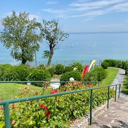 Front Lake Amazing View Manerba del Garda Exterior foto
